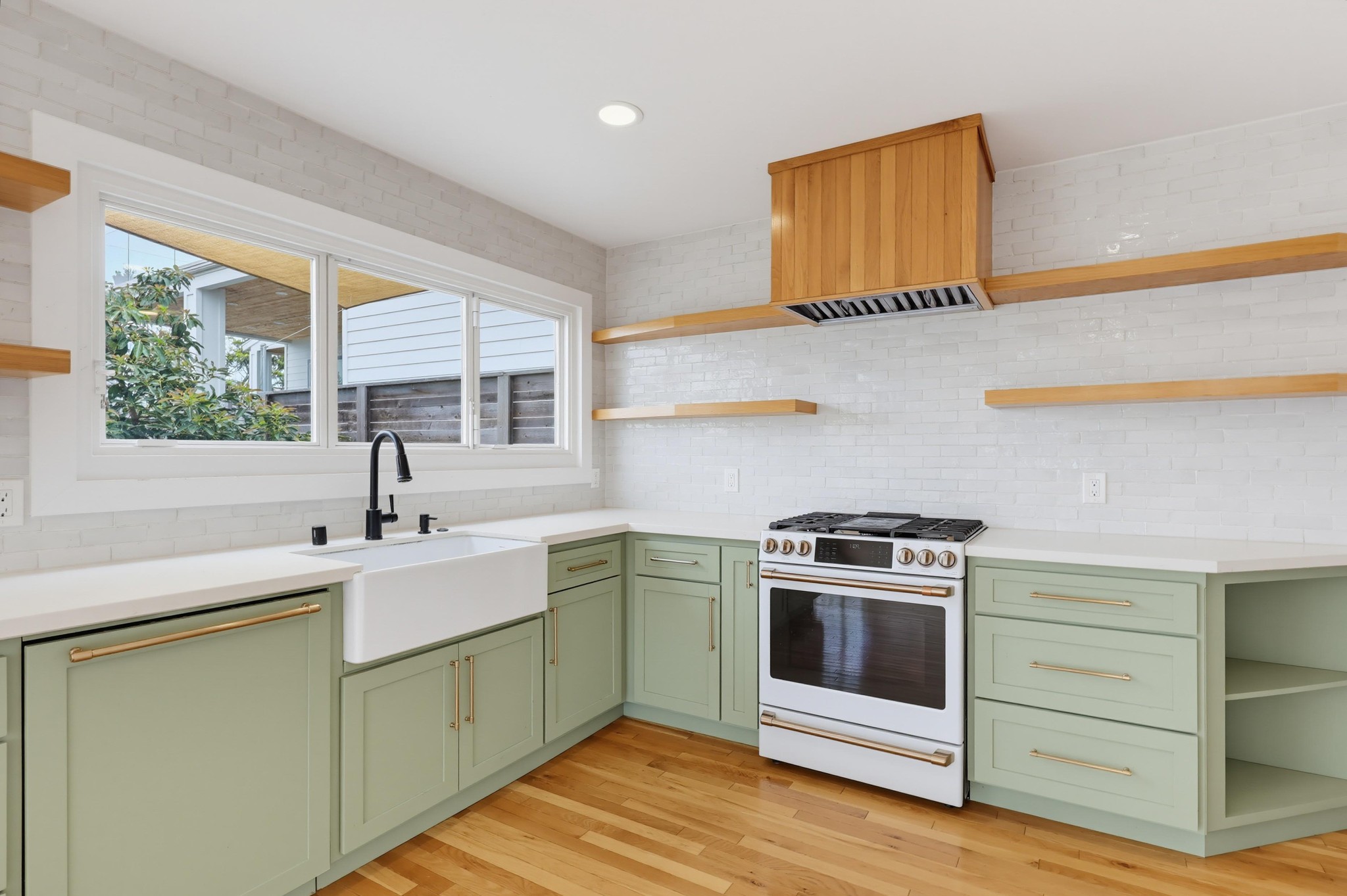 Virtual tour photo 34 of 81 for 4525 Saratoga Ave