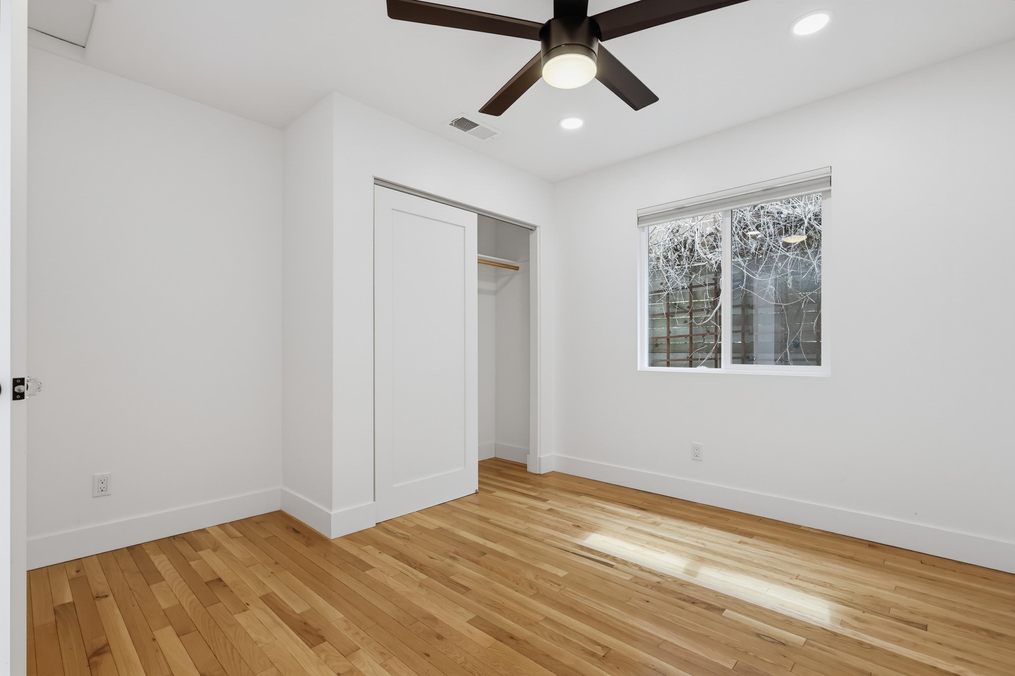 Virtual tour photo 47 of 81 for 4525 Saratoga Ave