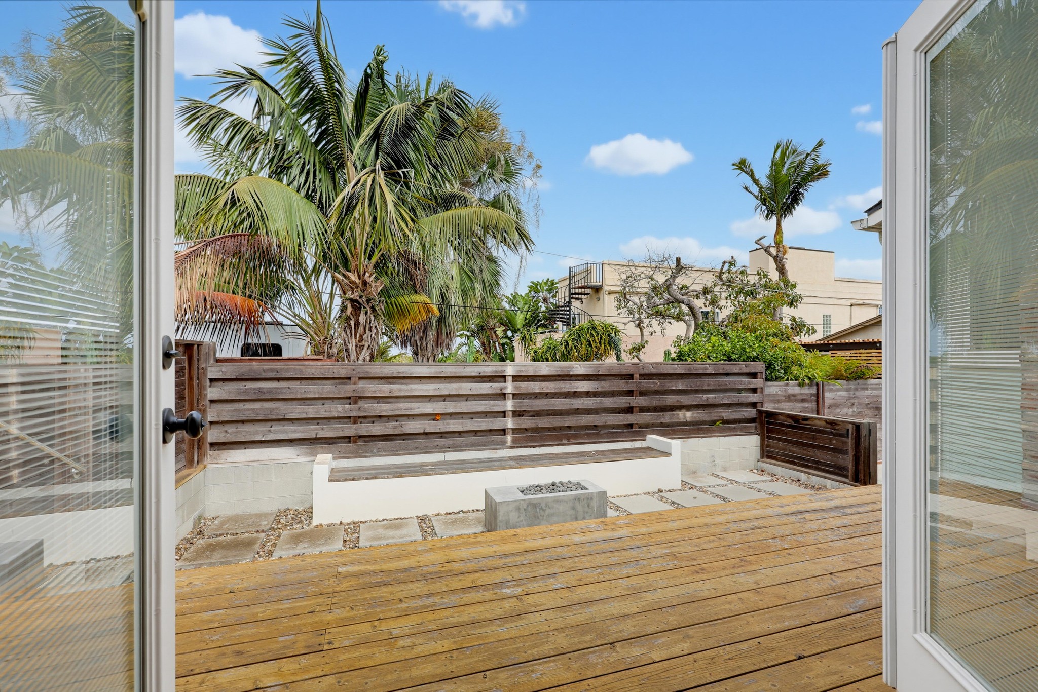 Virtual tour photo 61 of 81 for 4525 Saratoga Ave
