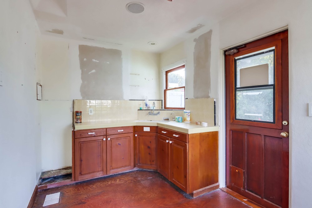 Virtual tour photo 15 of 24 for 4525 Saratoga Ave