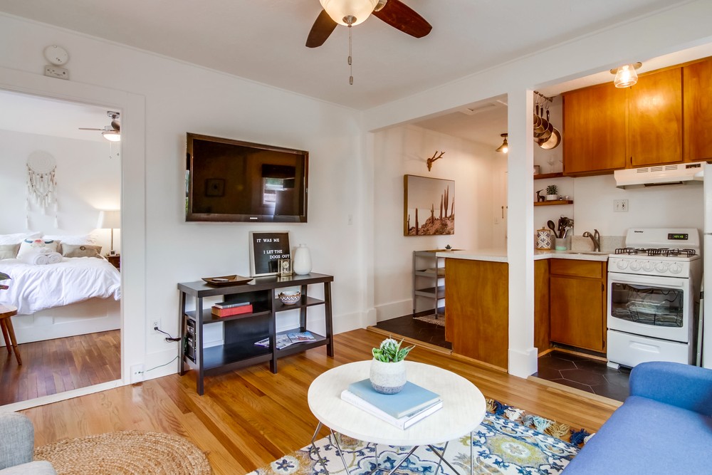 Virtual tour photo 7 of 31 for 4526 1/2 North Ave