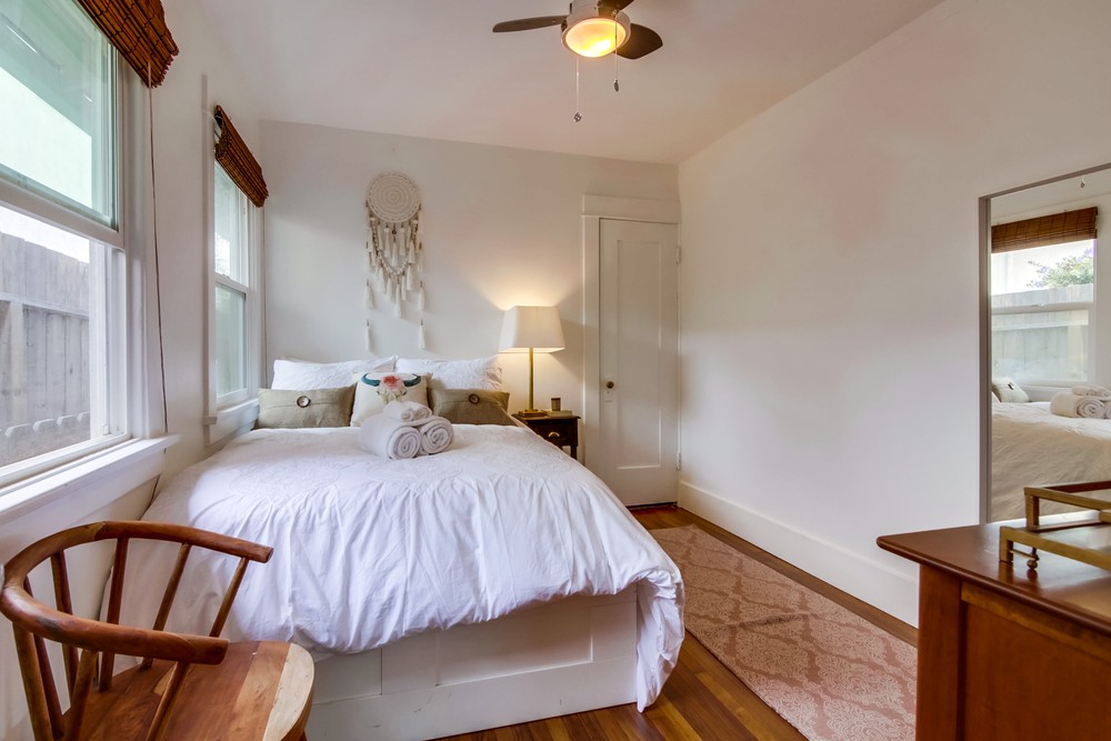 Virtual tour photo 20 of 31 for 4526 1/2 North Ave