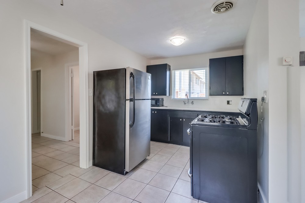 Virtual tour photo 15 of 25 for 4528 1/2 Ohio St
