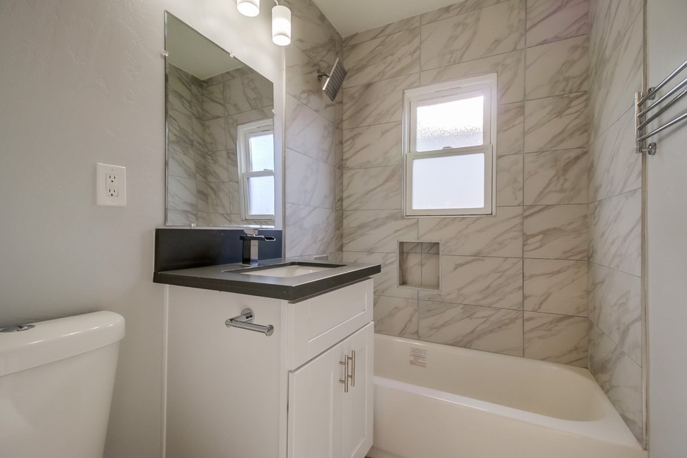 Virtual tour photo 20 of 27 for 4529 Wilson Ave