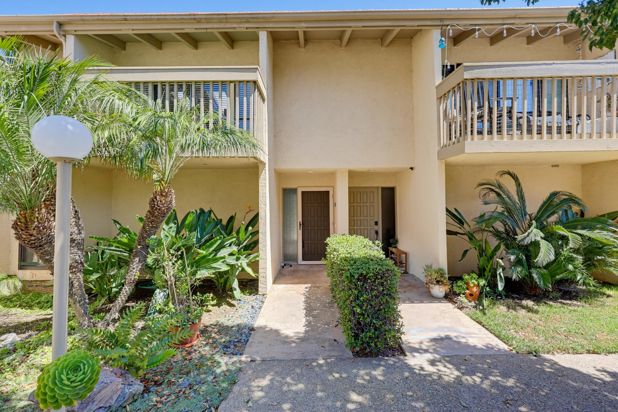Virtual tour photo 7 of 88 for 453 S Sierra Ave Unit 164