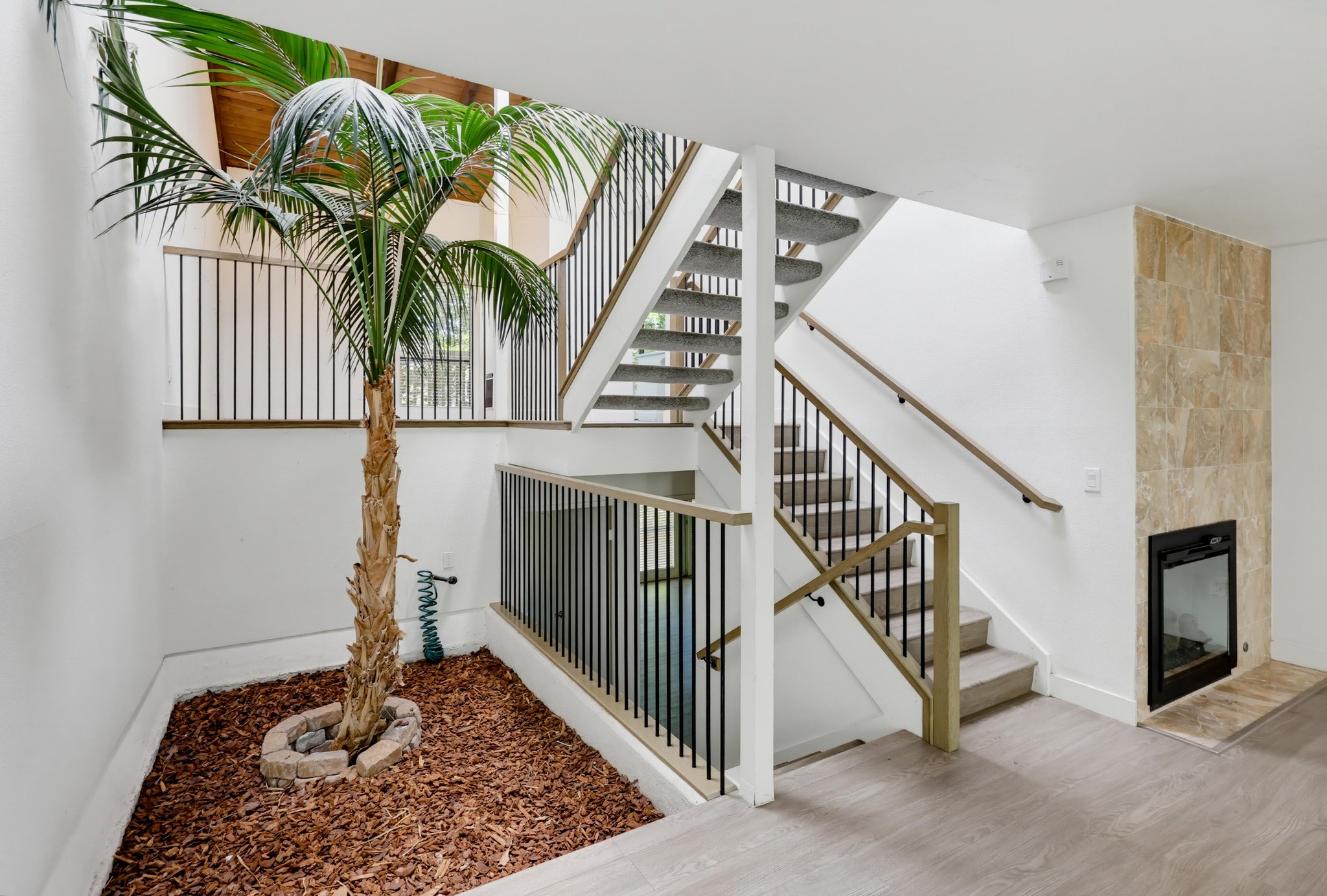 Virtual tour photo 16 of 88 for 453 S Sierra Ave Unit 164