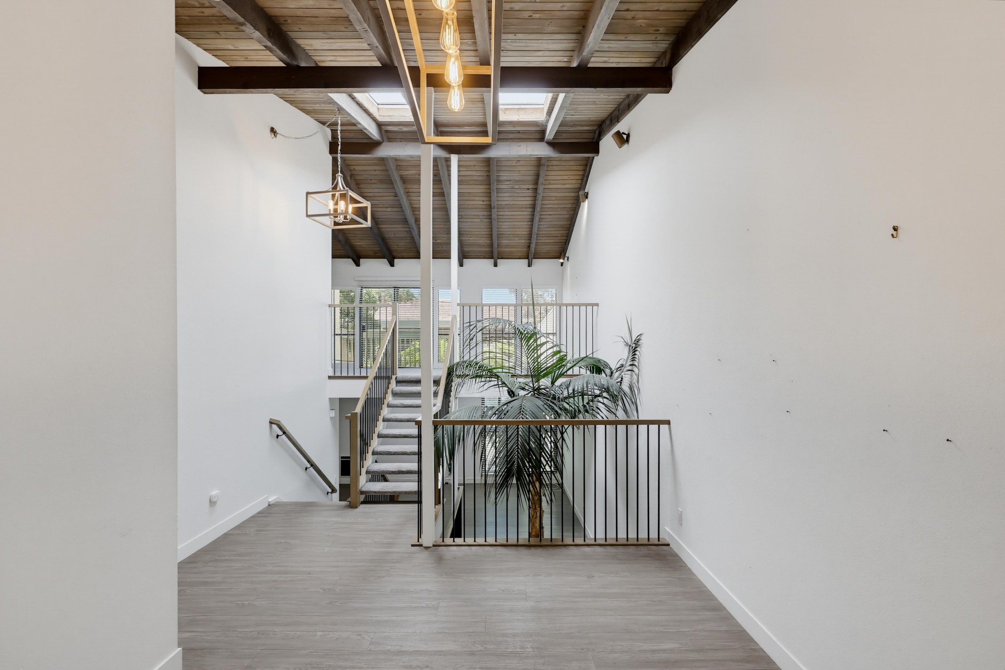 Virtual tour photo 23 of 88 for 453 S Sierra Ave Unit 164