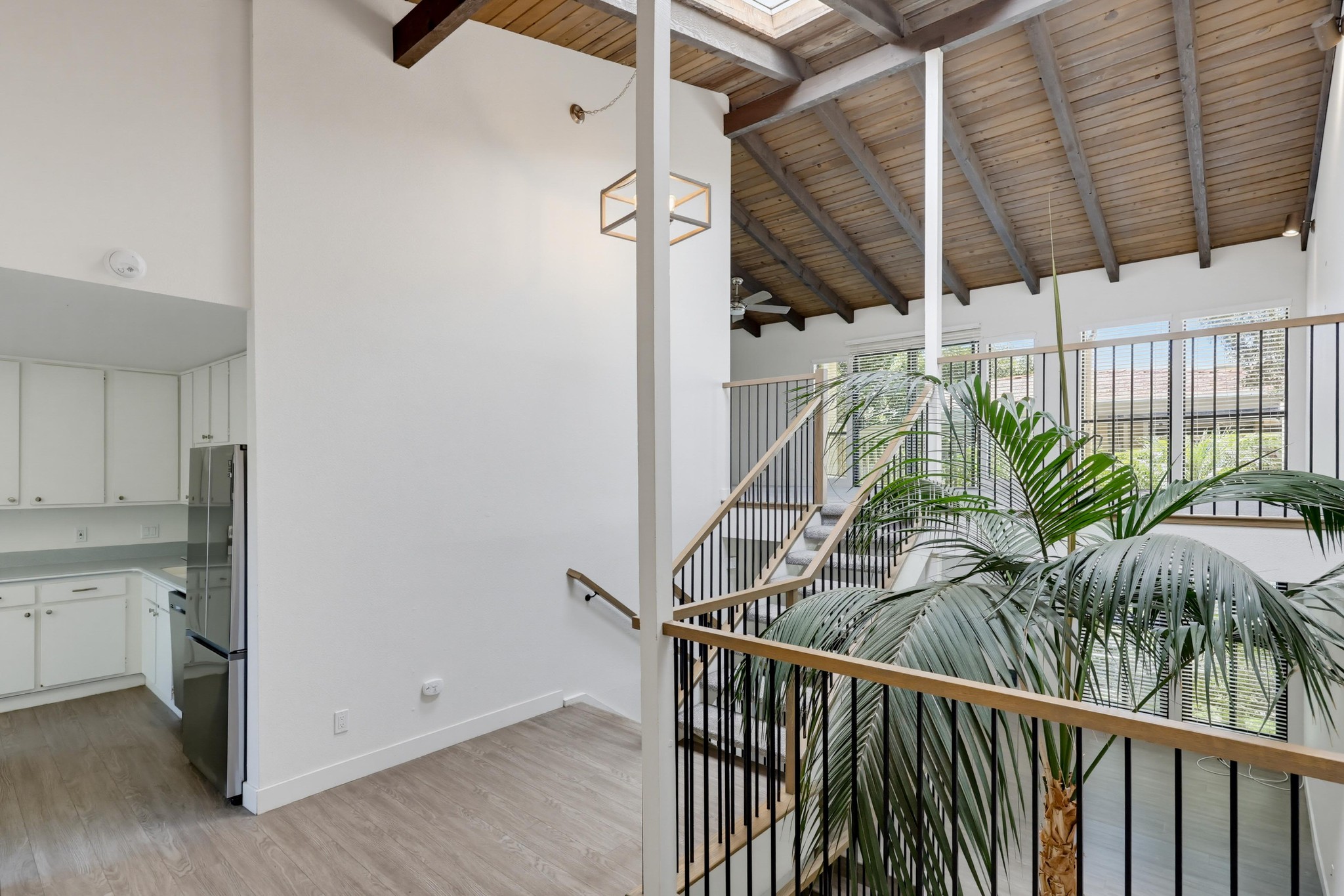 Virtual tour photo 25 of 88 for 453 S Sierra Ave Unit 164
