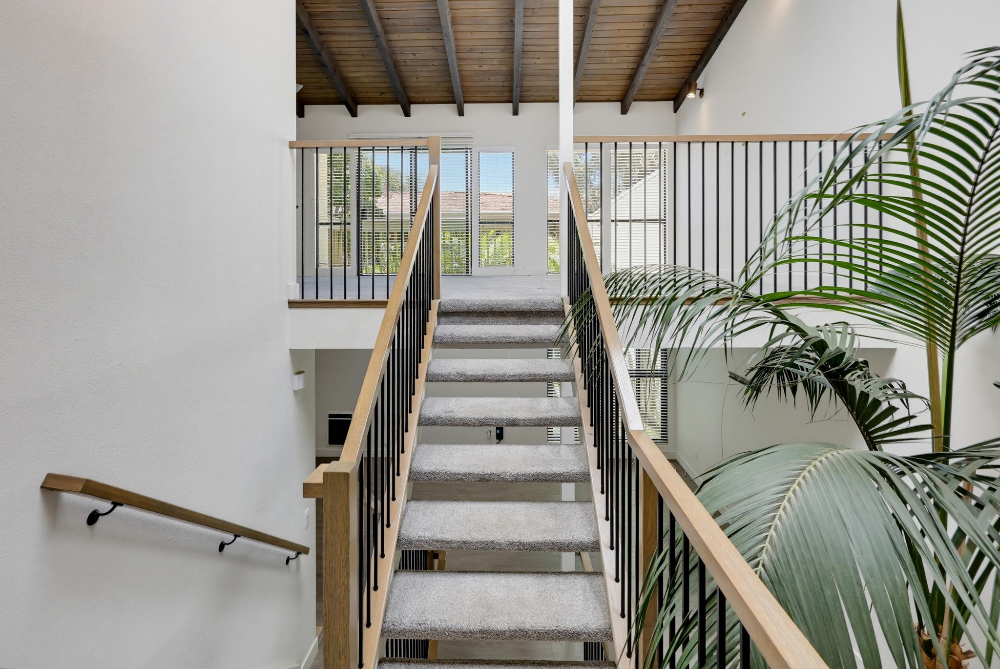 Virtual tour photo 26 of 88 for 453 S Sierra Ave Unit 164