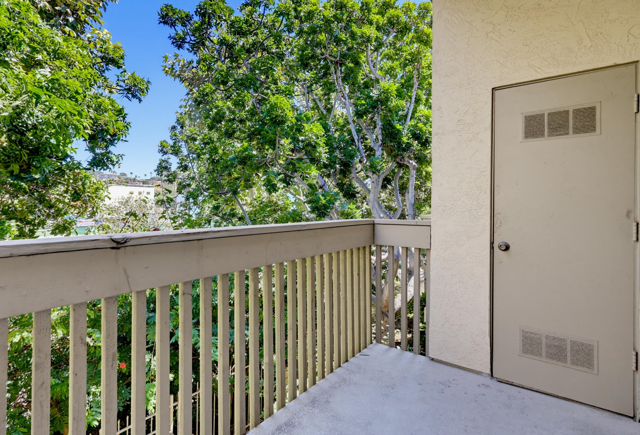 Virtual tour photo 37 of 88 for 453 S Sierra Ave Unit 164