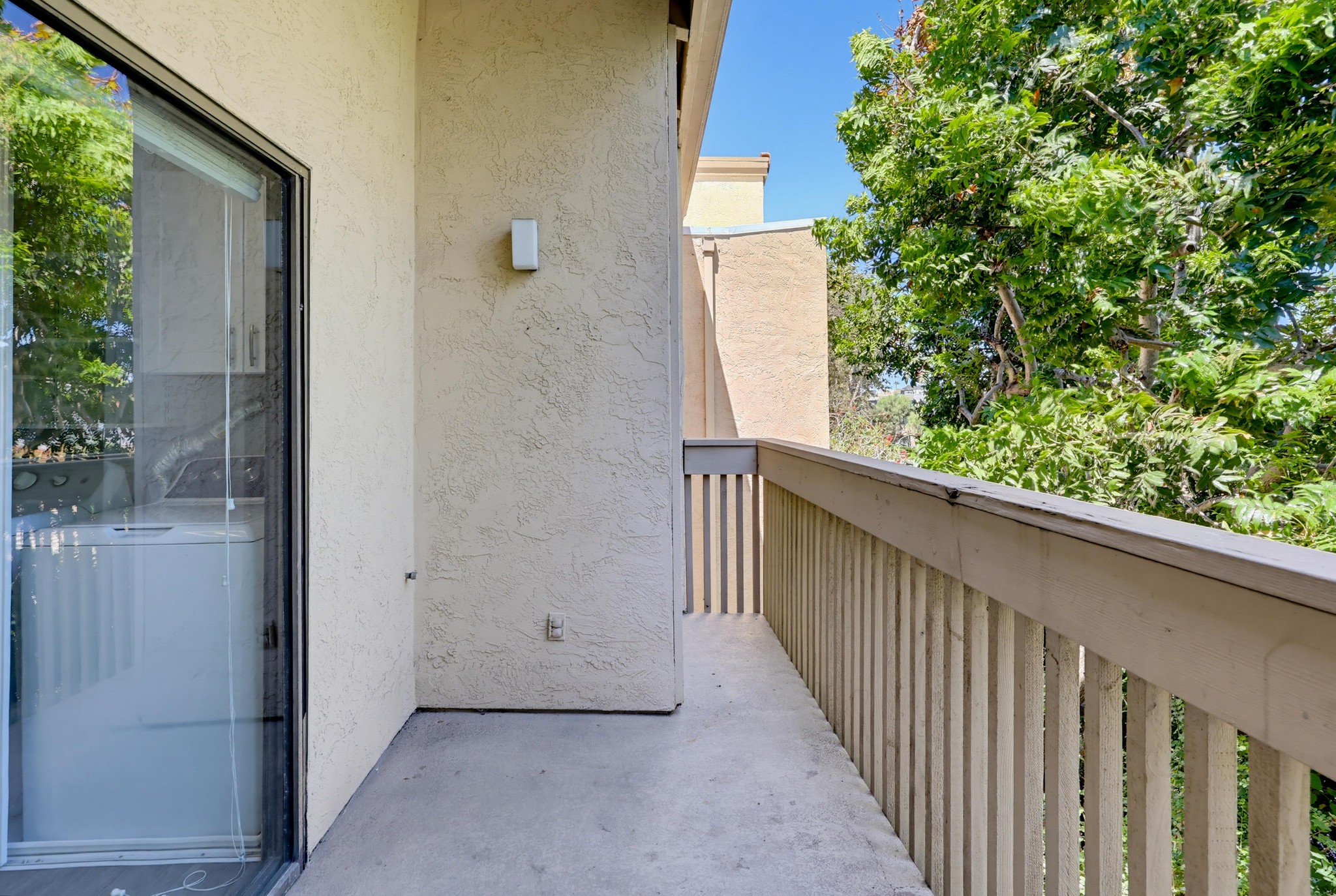Virtual tour photo 38 of 88 for 453 S Sierra Ave Unit 164