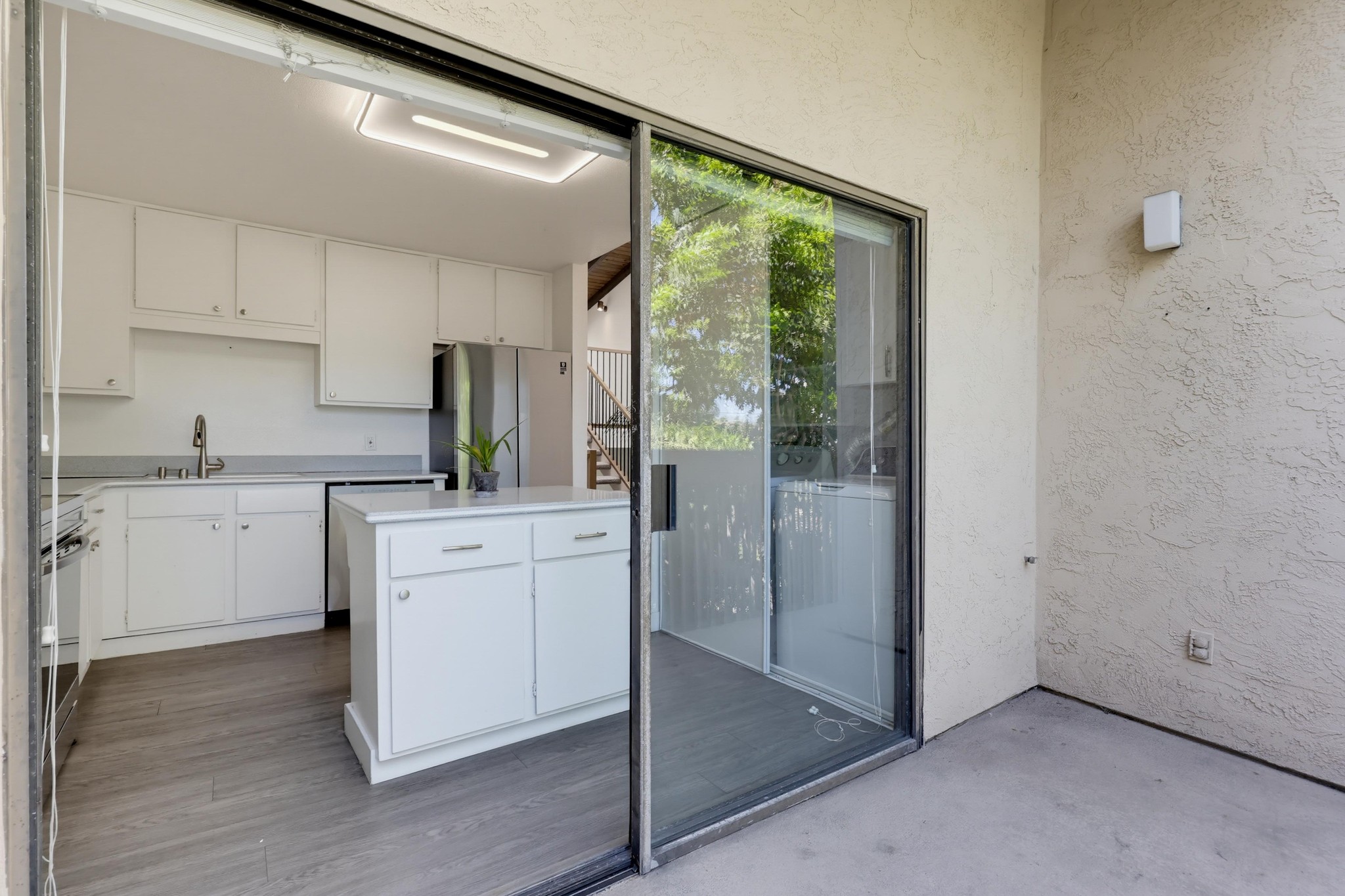 Virtual tour photo 39 of 88 for 453 S Sierra Ave Unit 164