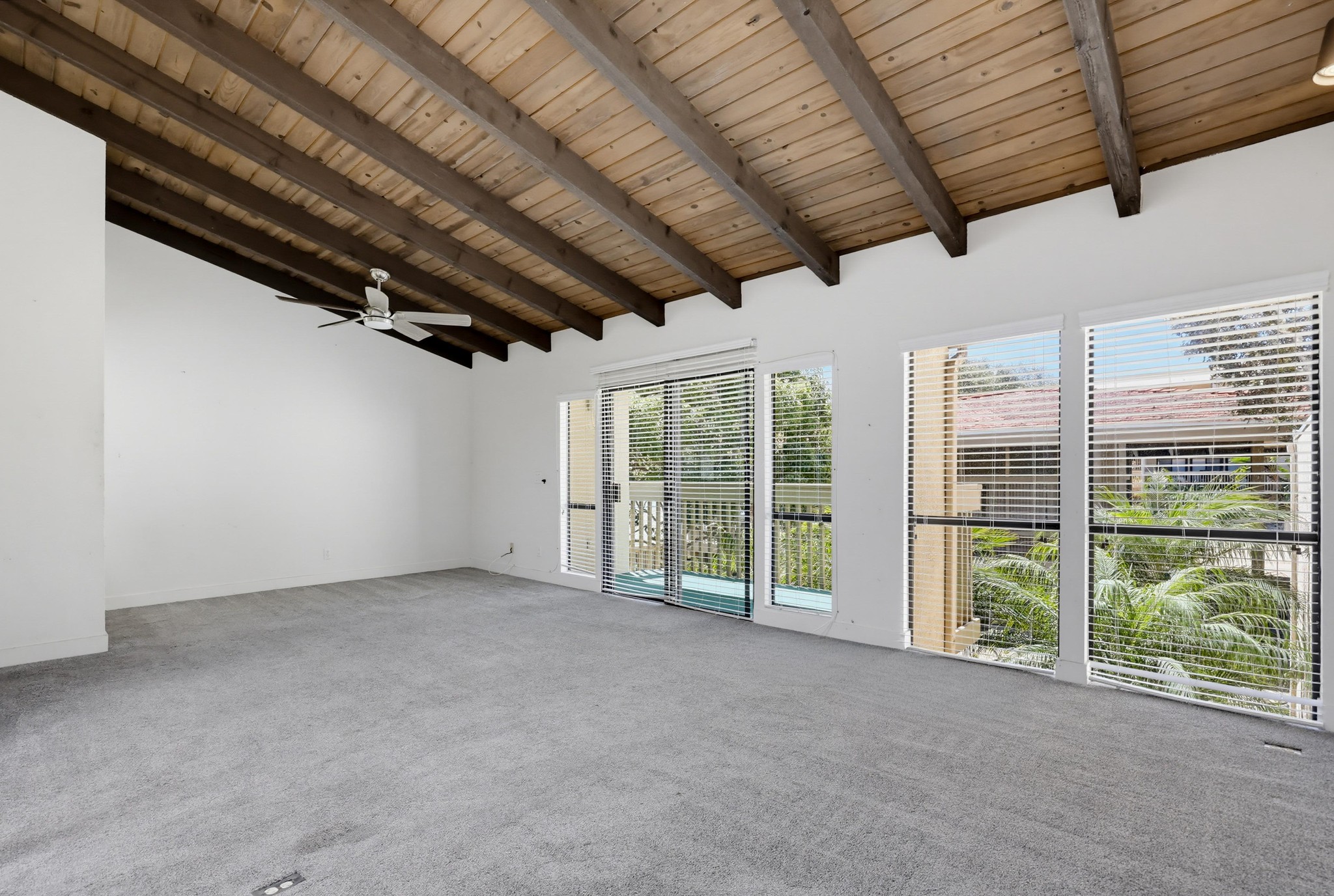 Virtual tour photo 41 of 88 for 453 S Sierra Ave Unit 164