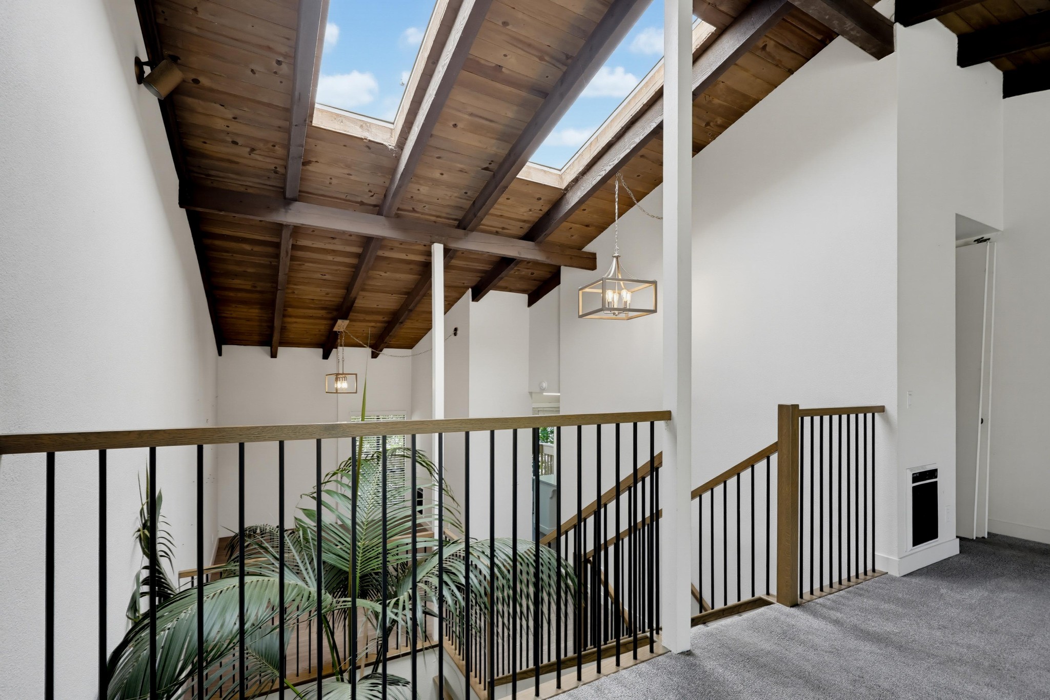 Virtual tour photo 43 of 88 for 453 S Sierra Ave Unit 164