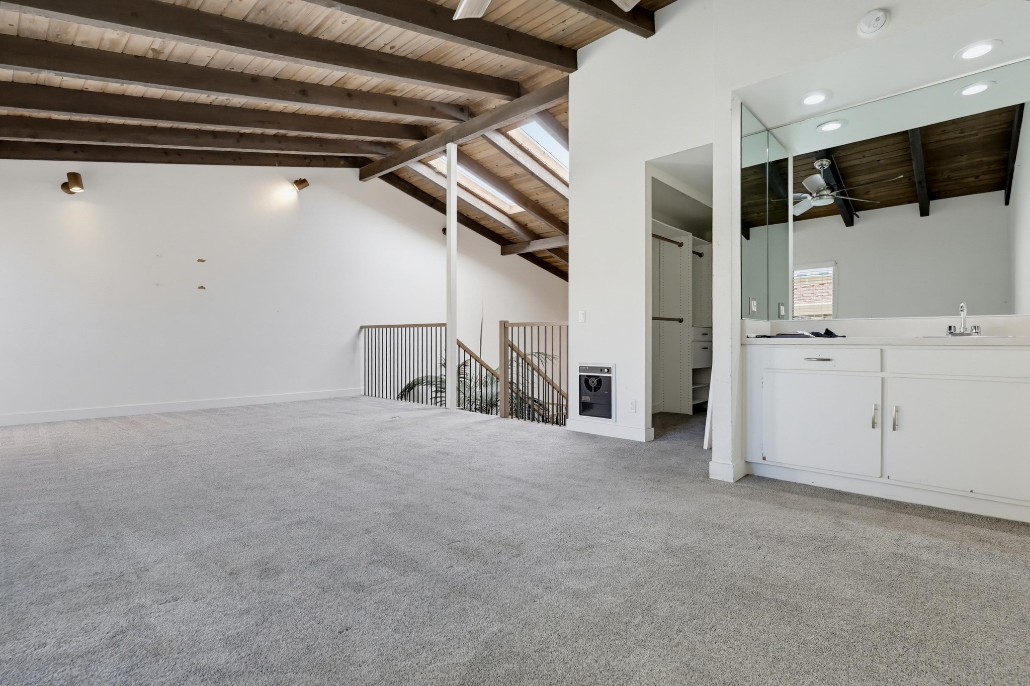 Virtual tour photo 45 of 88 for 453 S Sierra Ave Unit 164