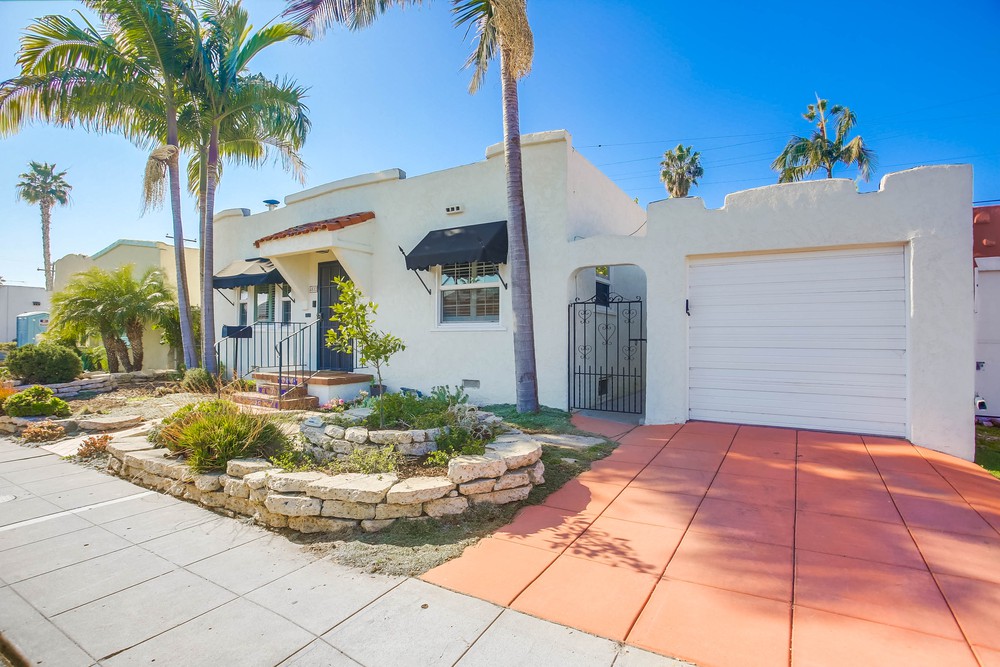 Virtual tour photo 3 of 38 for 4532 Shirley Ann Pl