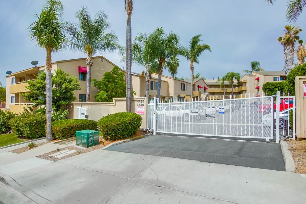 Virtual tour photo 4 of 31 for 4534 60th St