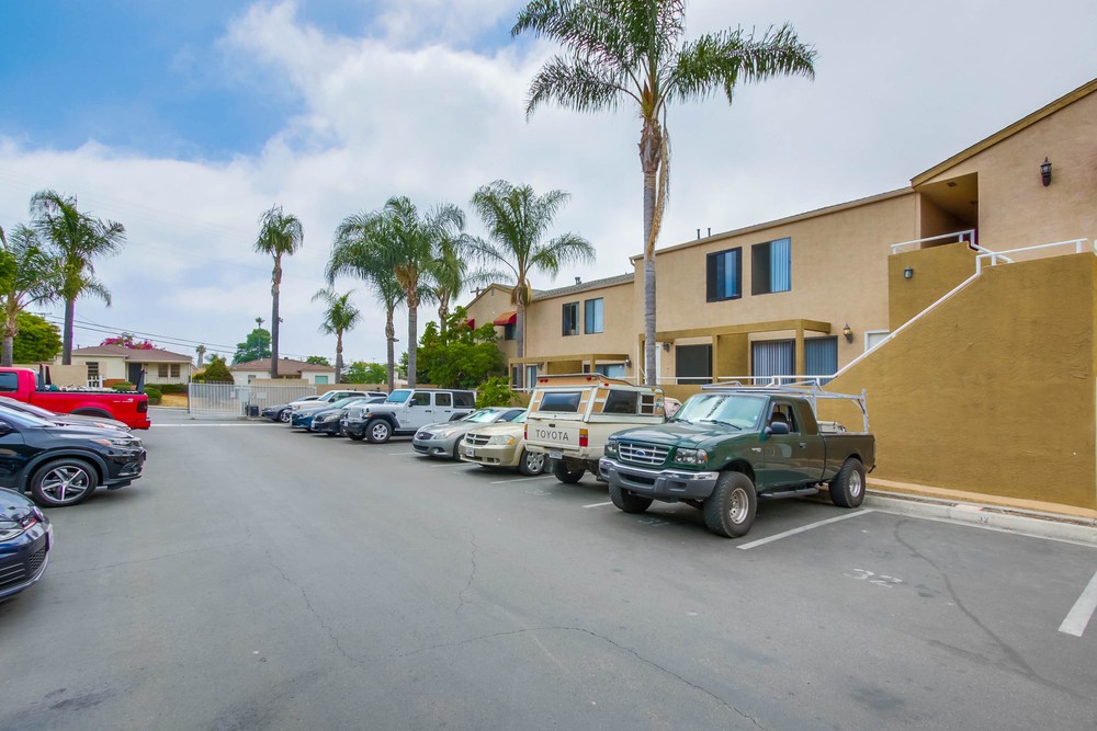 Virtual tour photo 8 of 31 for 4534 60th St