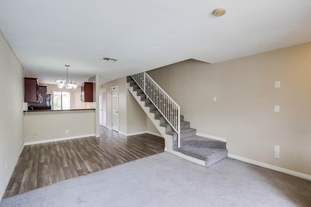 Virtual tour photo 12 of 31 for 4534 60th St