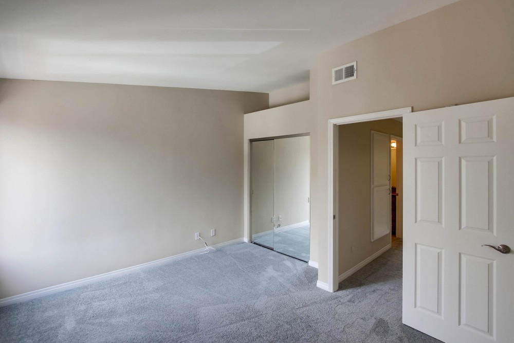 Virtual tour photo 30 of 31 for 4534 60th St