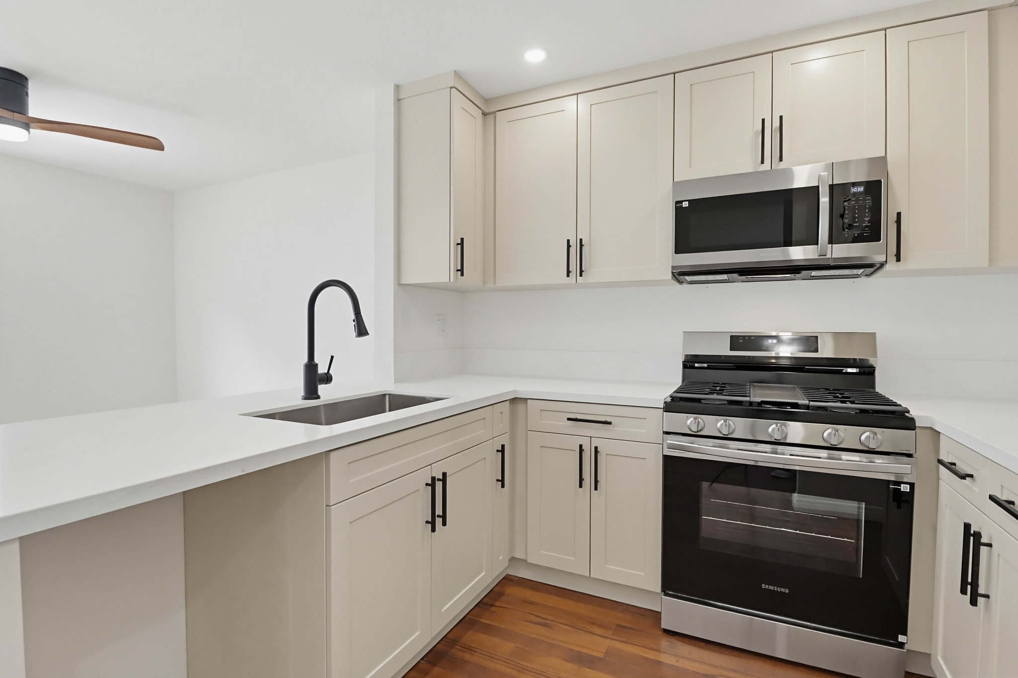 Virtual tour photo 11 of 43 for 4536 Arizona St