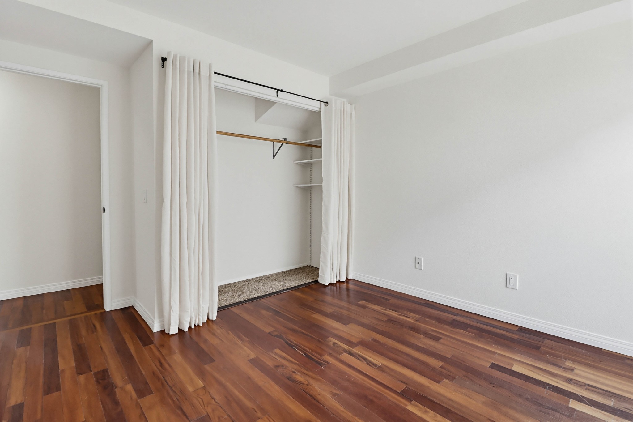 Virtual tour photo 20 of 43 for 4536 Arizona St