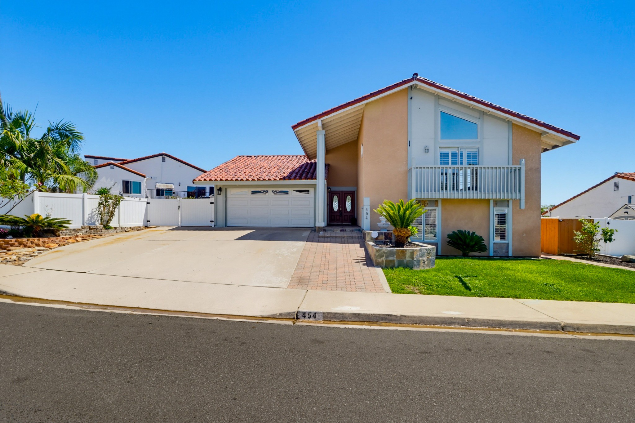 Virtual tour photo 1 of 54 for 454 Camino Elevado