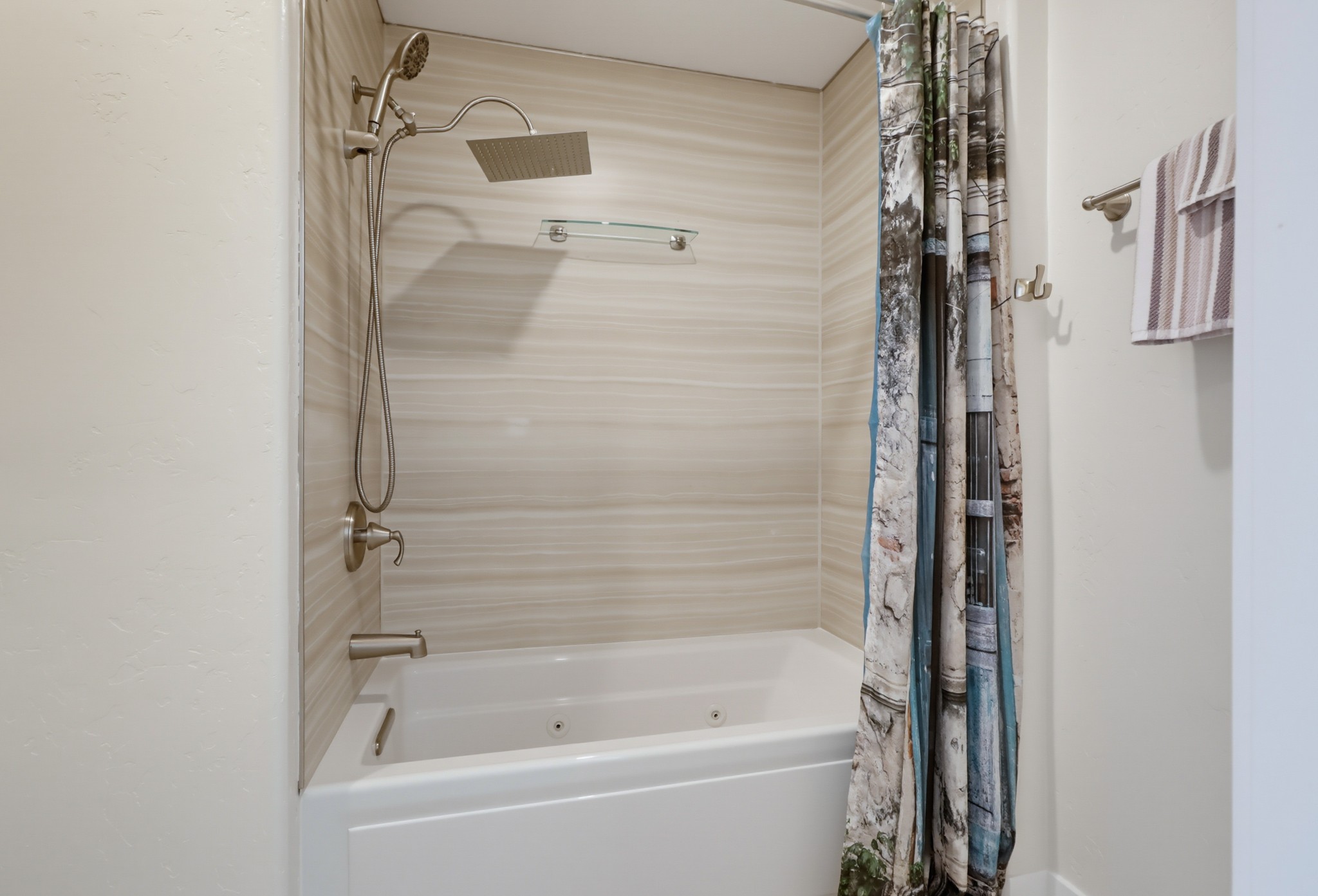 Virtual tour photo 28 of 54 for 454 Camino Elevado