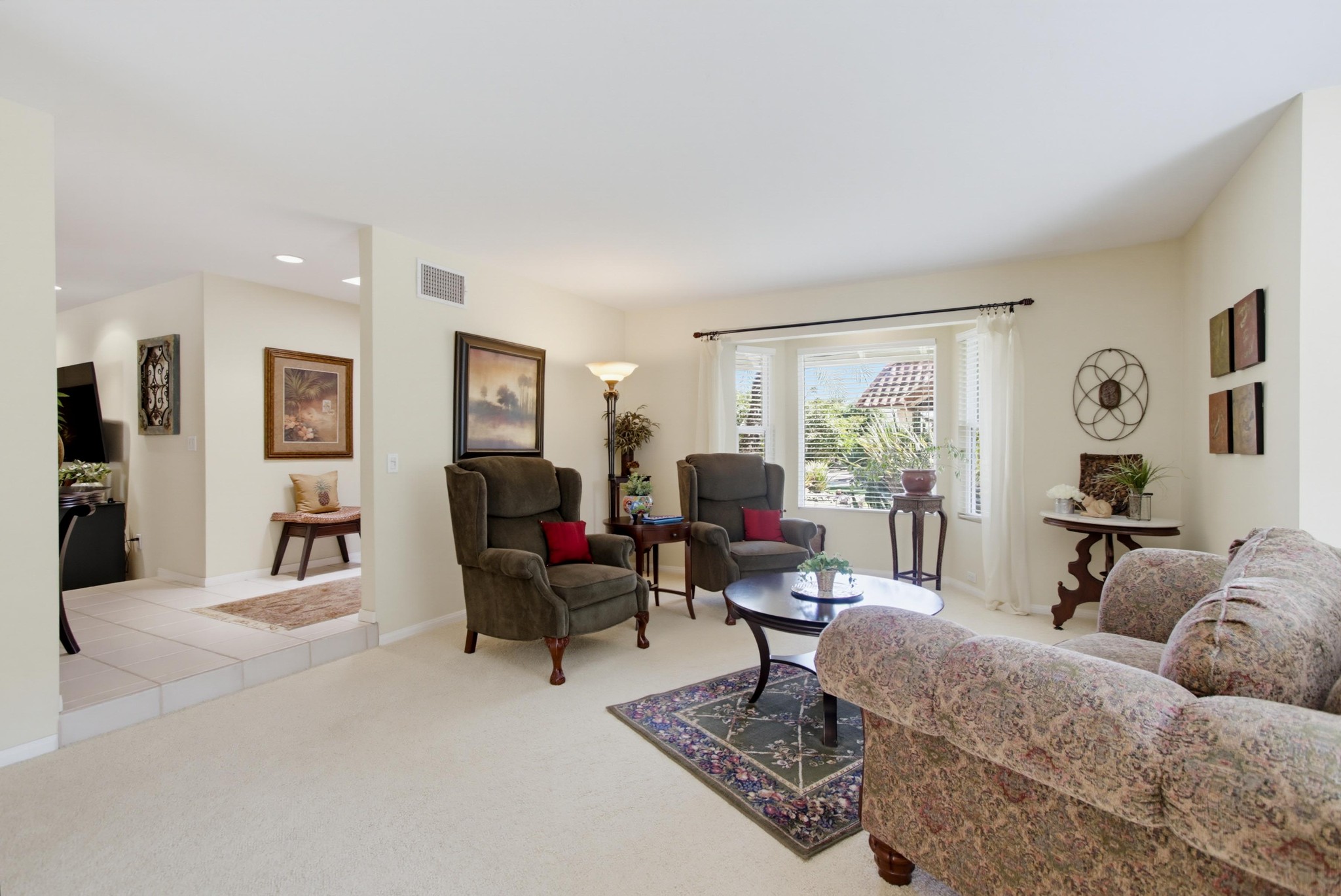 Virtual tour photo 11 of 93 for 454 Goulburn Ct