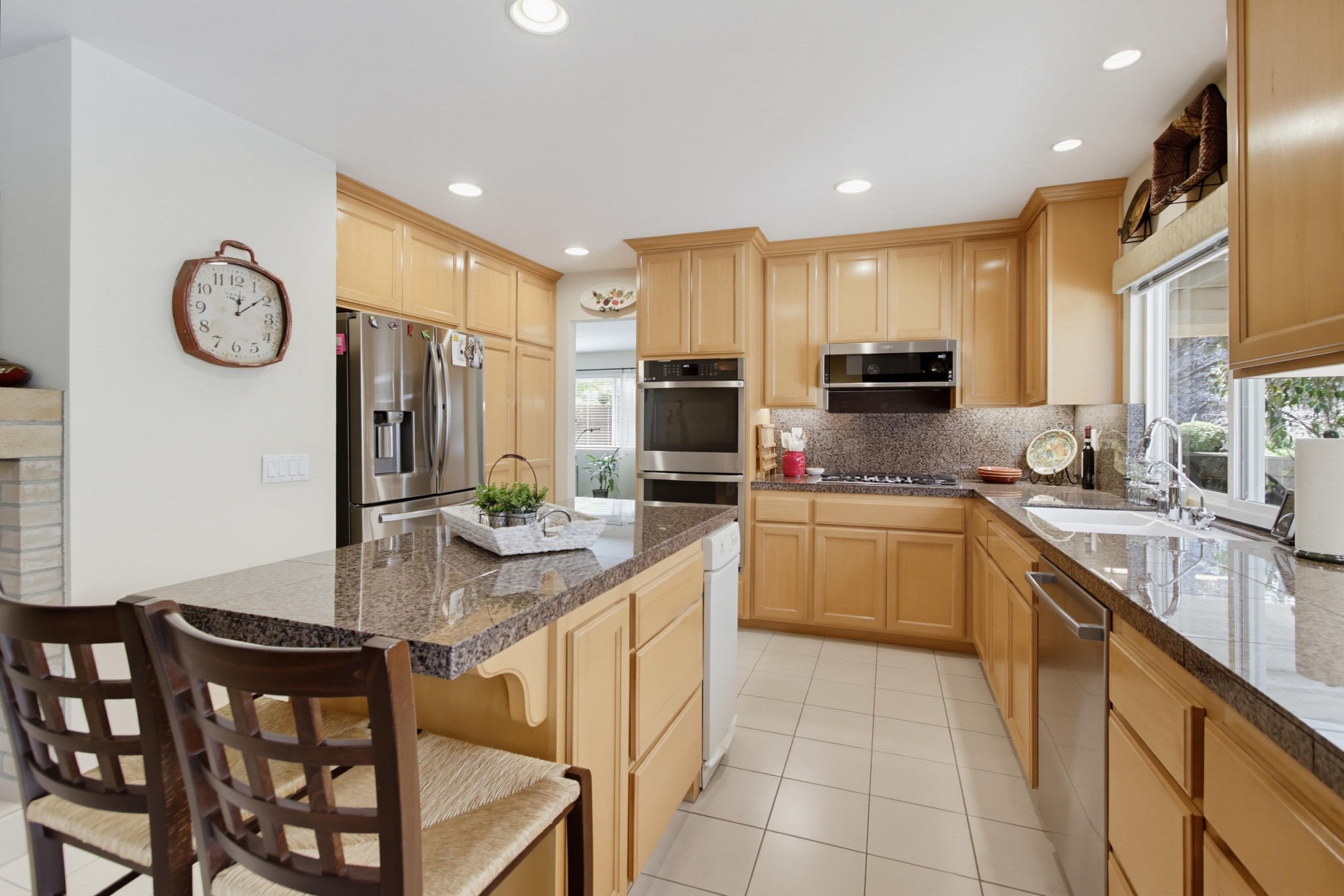 Virtual tour photo 18 of 93 for 454 Goulburn Ct