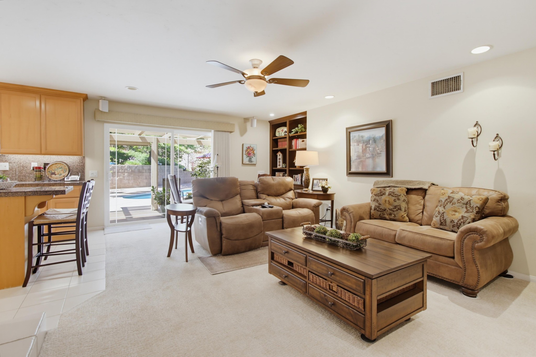 Virtual tour photo 22 of 93 for 454 Goulburn Ct