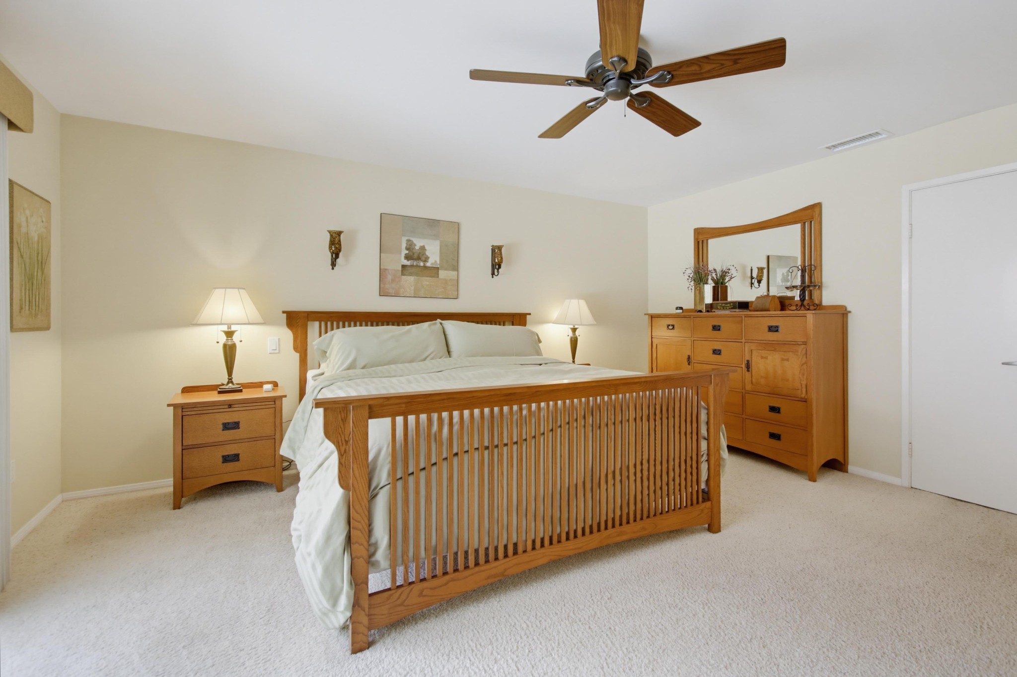 Virtual tour photo 35 of 93 for 454 Goulburn Ct