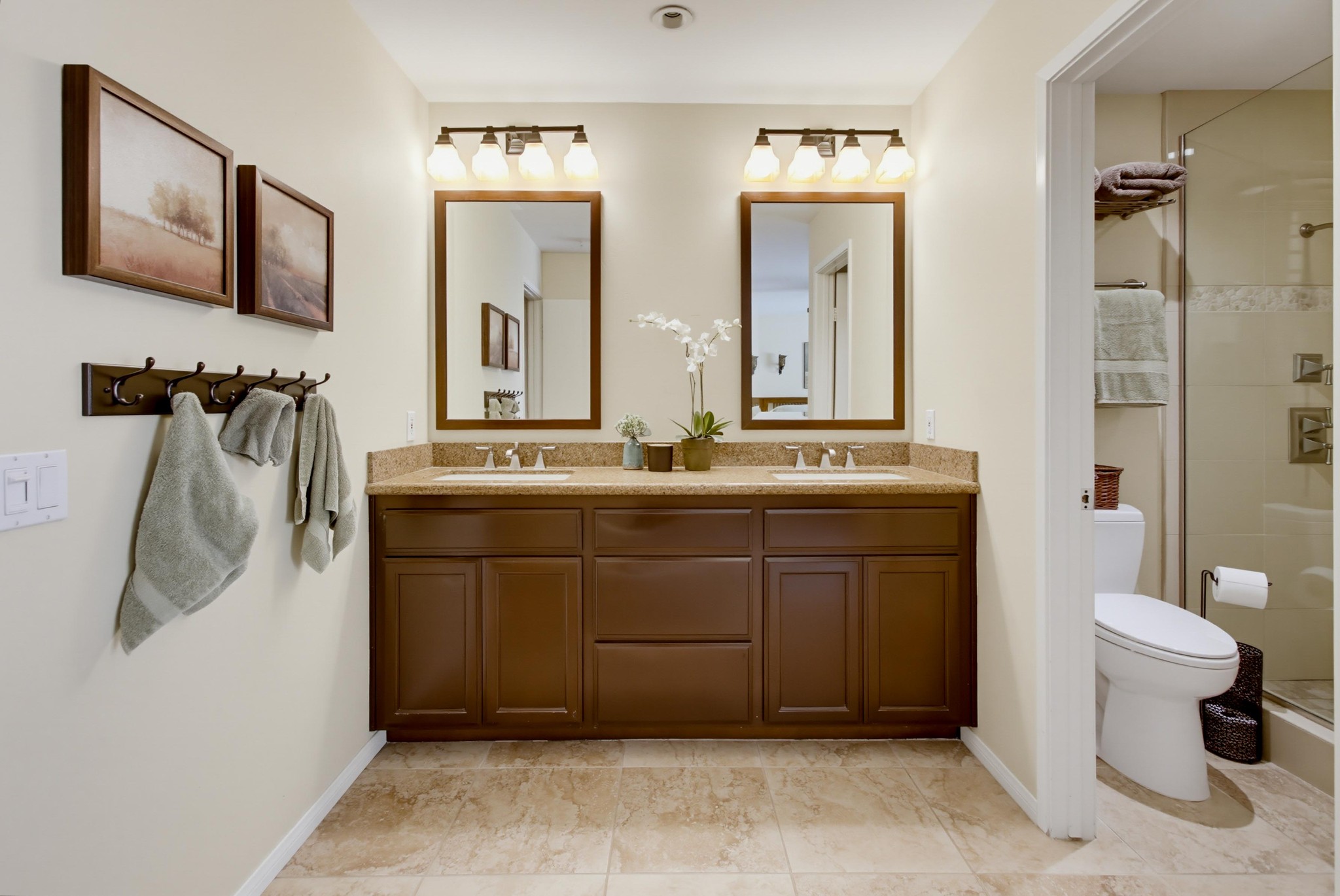 Virtual tour photo 39 of 93 for 454 Goulburn Ct
