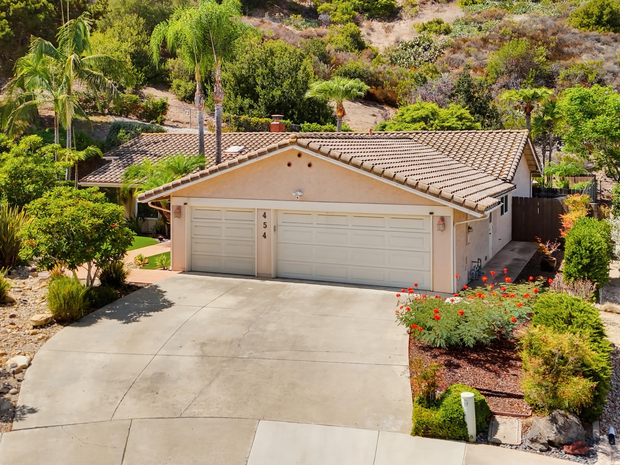 Virtual tour photo 67 of 93 for 454 Goulburn Ct