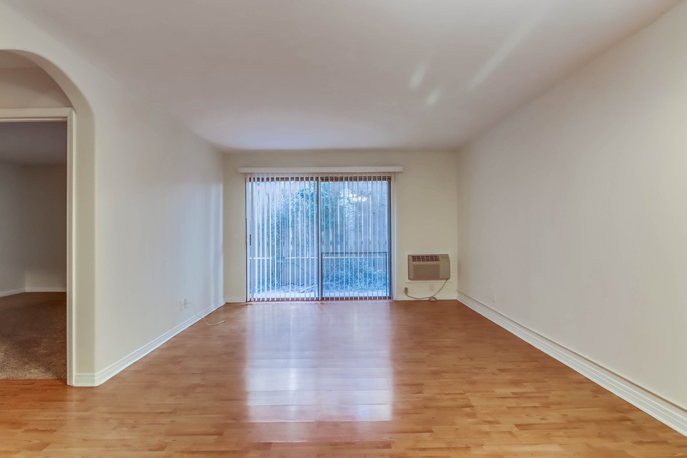 Virtual tour photo 5 of 28 for 4540 60th St UNIT 108