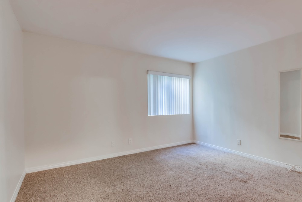 Virtual tour photo 16 of 28 for 4540 60th St UNIT 108