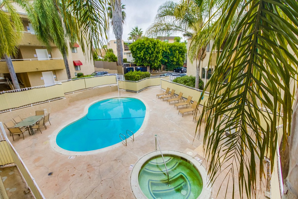 Virtual tour photo 8 of 39 for 4540 60th St