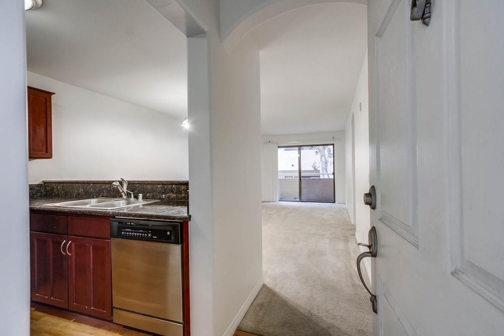 Virtual tour photo 10 of 39 for 4540 60th St