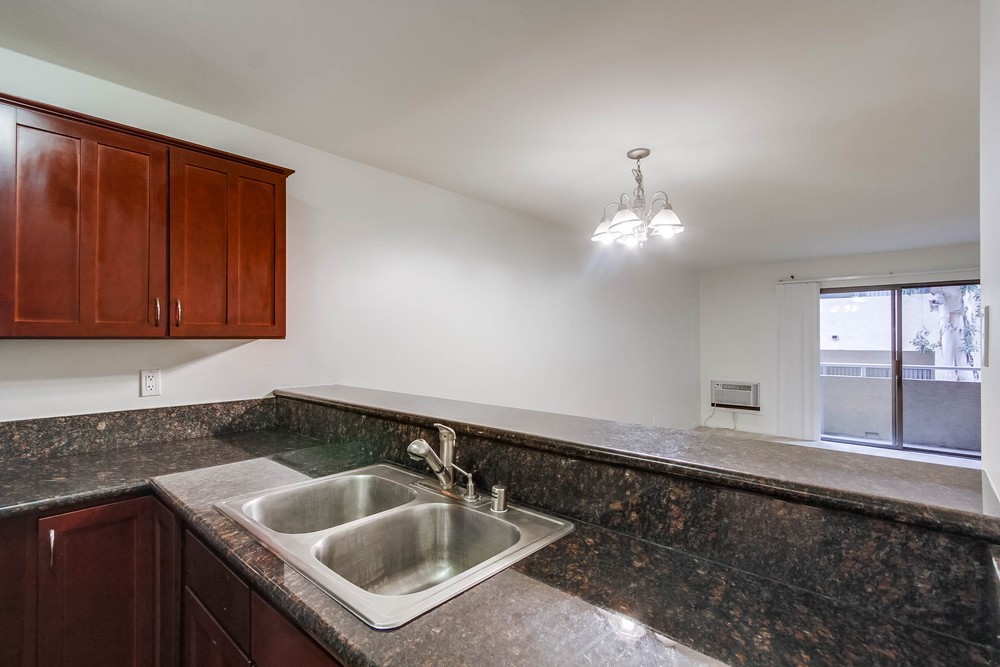 Virtual tour photo 21 of 39 for 4540 60th St