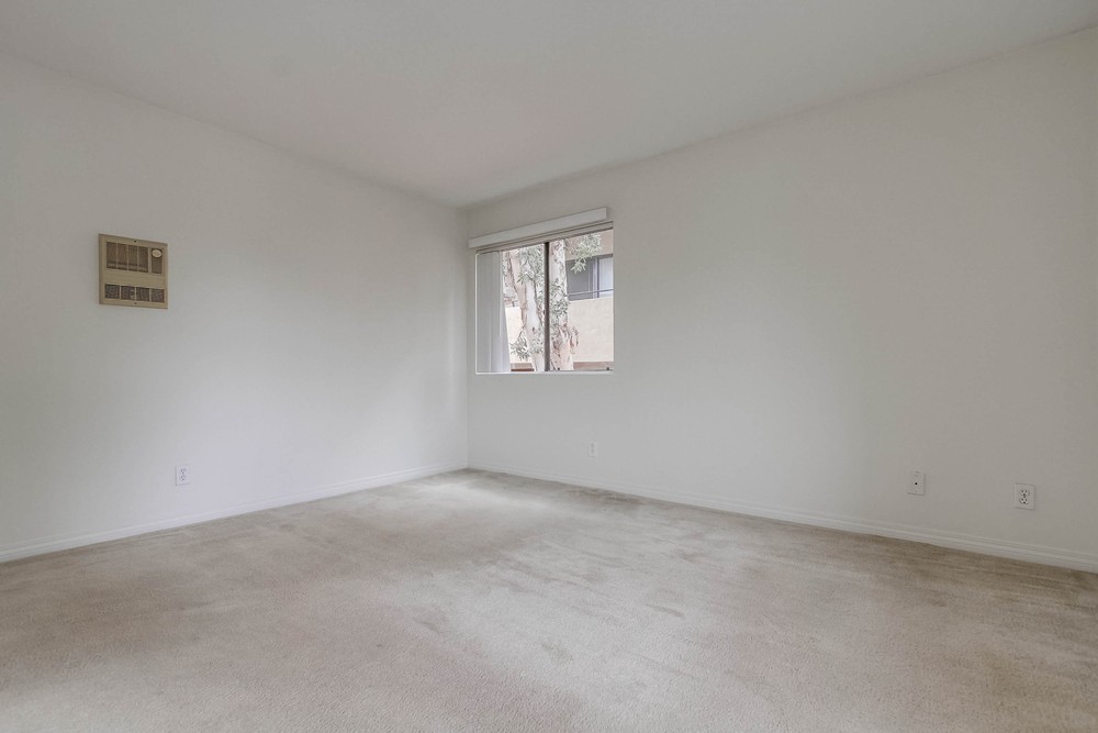 Virtual tour photo 25 of 39 for 4540 60th St