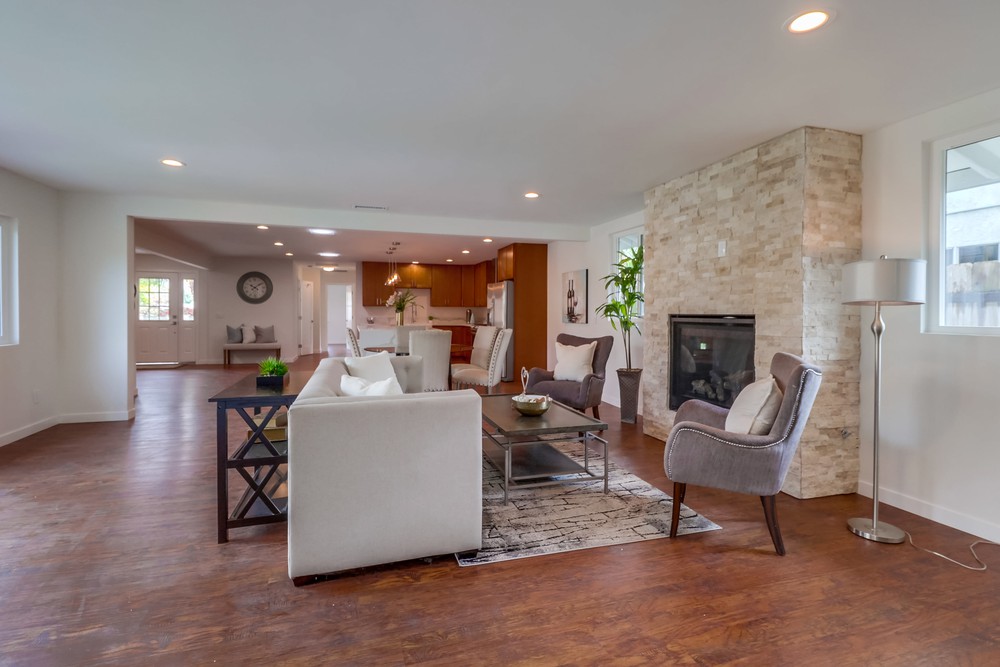 Virtual tour photo 10 of 57 for 4540 La Crosse Ave