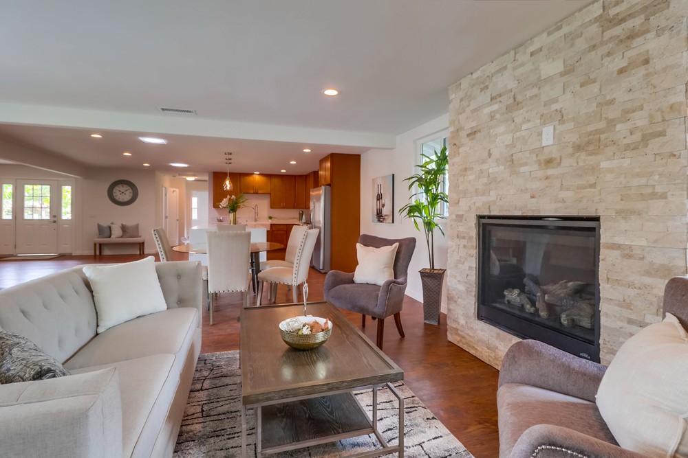 Virtual tour photo 11 of 57 for 4540 La Crosse Ave