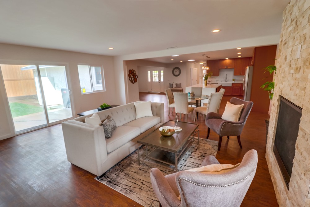 Virtual tour photo 12 of 57 for 4540 La Crosse Ave