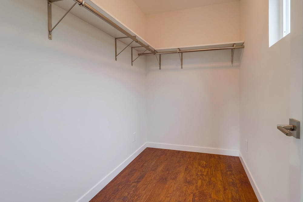 Virtual tour photo 35 of 57 for 4540 La Crosse Ave