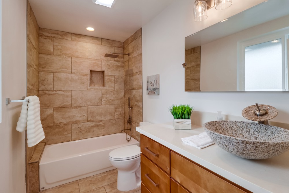 Virtual tour photo 44 of 57 for 4540 La Crosse Ave