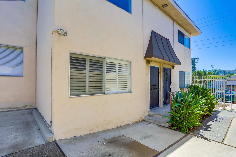 Virtual tour photo 4 of 24 for 4540 Vandever Ave APT 11