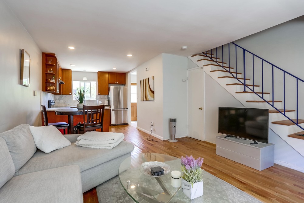Virtual tour photo 8 of 24 for 4540 Vandever Ave APT 11