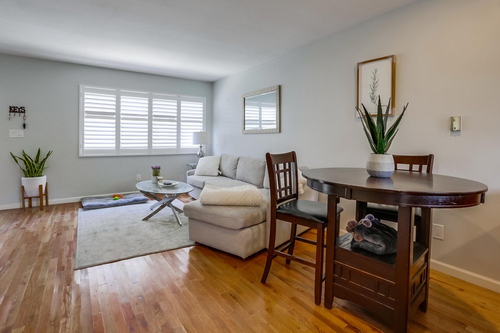 Virtual tour photo 12 of 24 for 4540 Vandever Ave APT 11