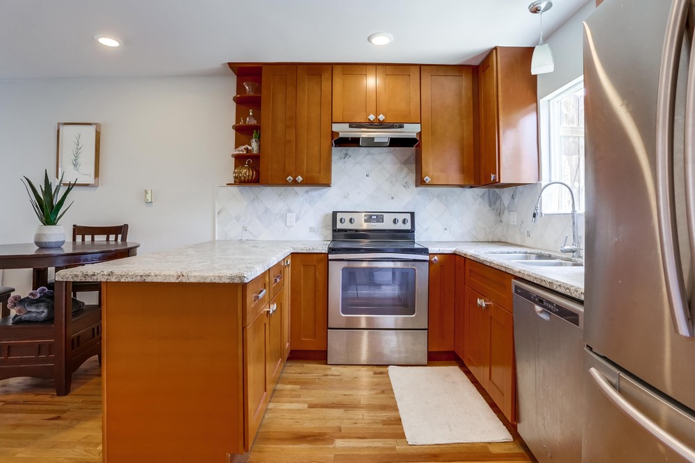 Virtual tour photo 13 of 24 for 4540 Vandever Ave APT 11