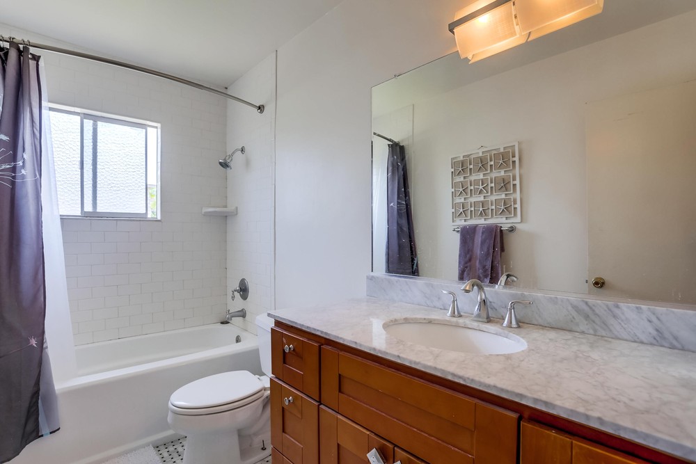 Virtual tour photo 16 of 24 for 4540 Vandever Ave APT 11